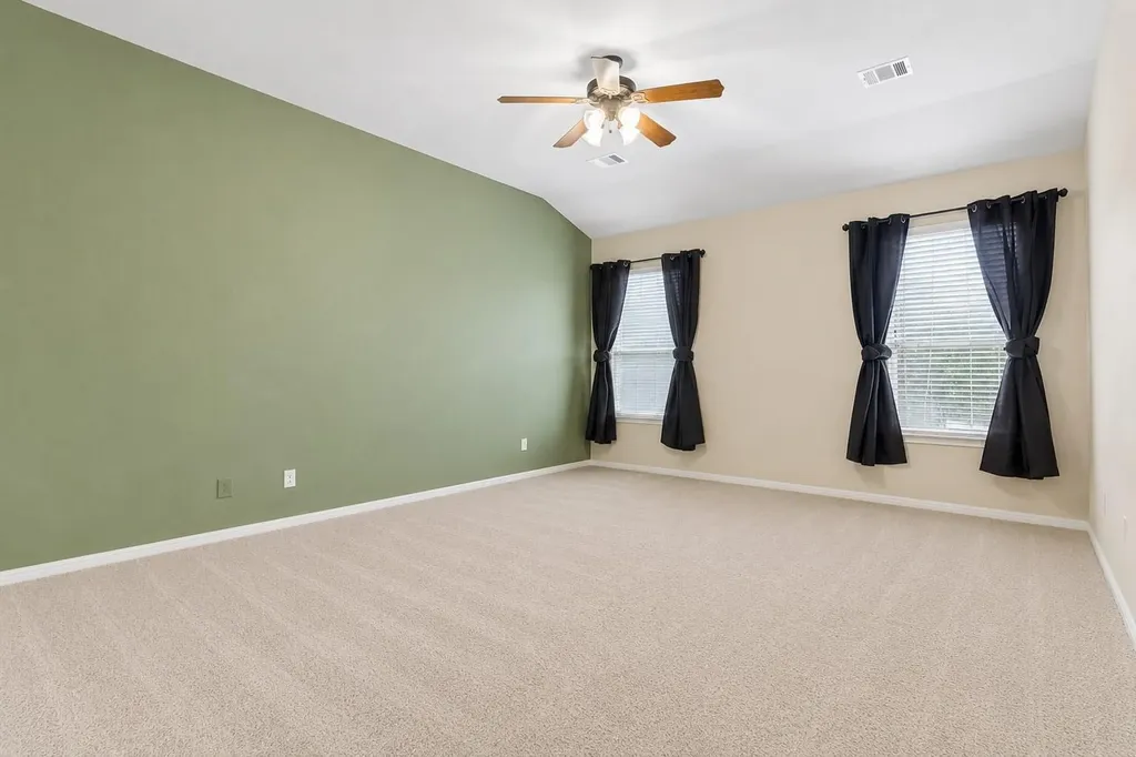 100 Sandy Lyle Cove Round Rock TX 78664