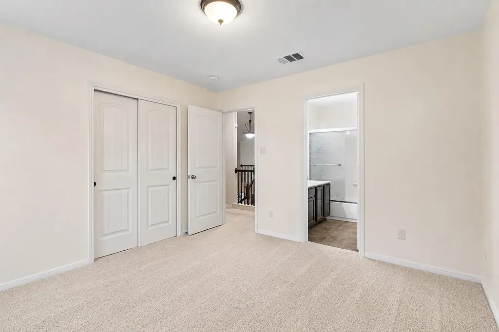 100 Sandy Lyle Cove Round Rock TX 78664