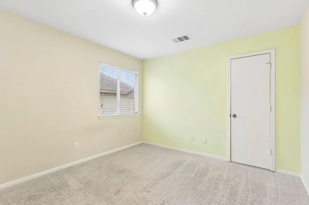 100 Sandy Lyle Cove Round Rock TX 78664