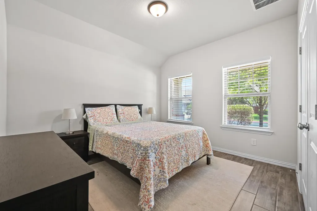 188 Danbark Drive Buda TX 78610