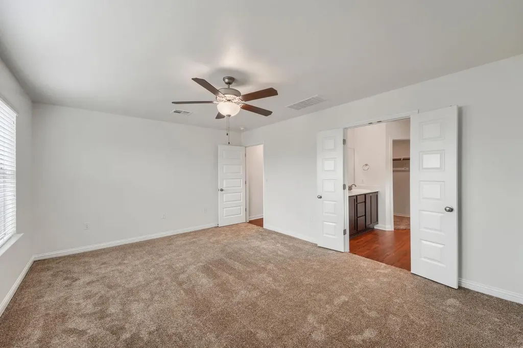 8106 Dampton Lane Austin TX 78744