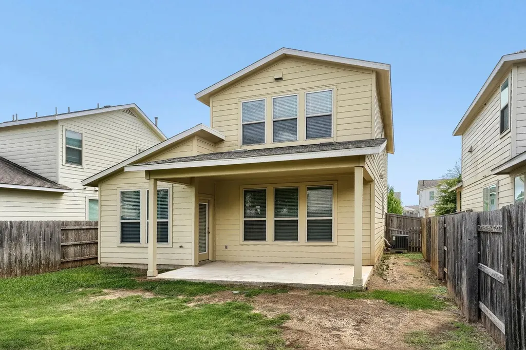 8106 Dampton Lane Austin TX 78744
