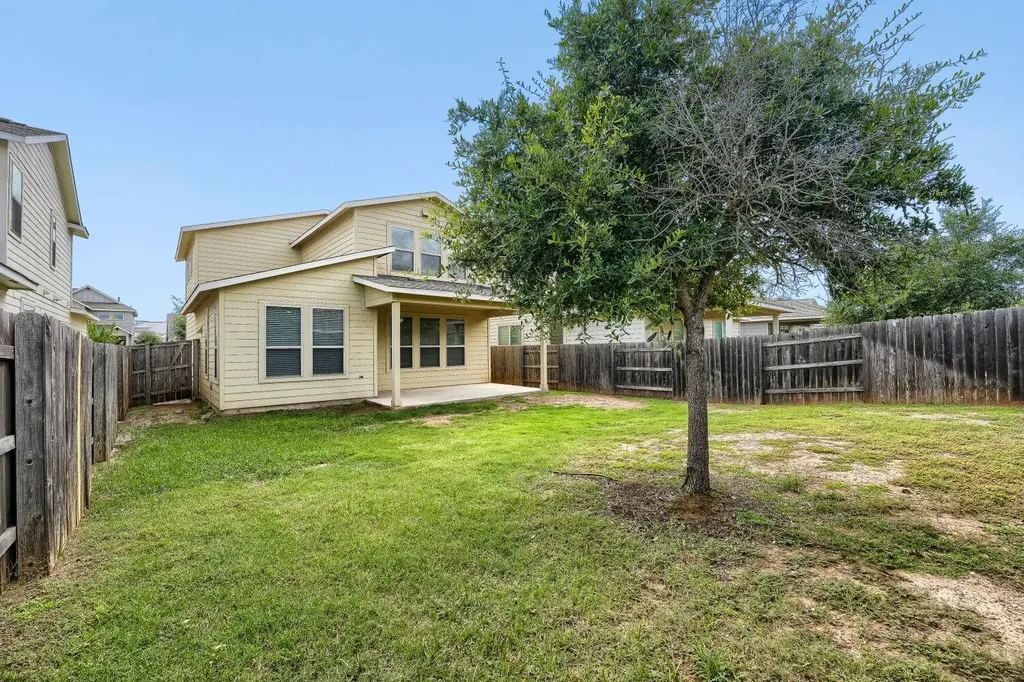 8106 Dampton Lane Austin TX 78744