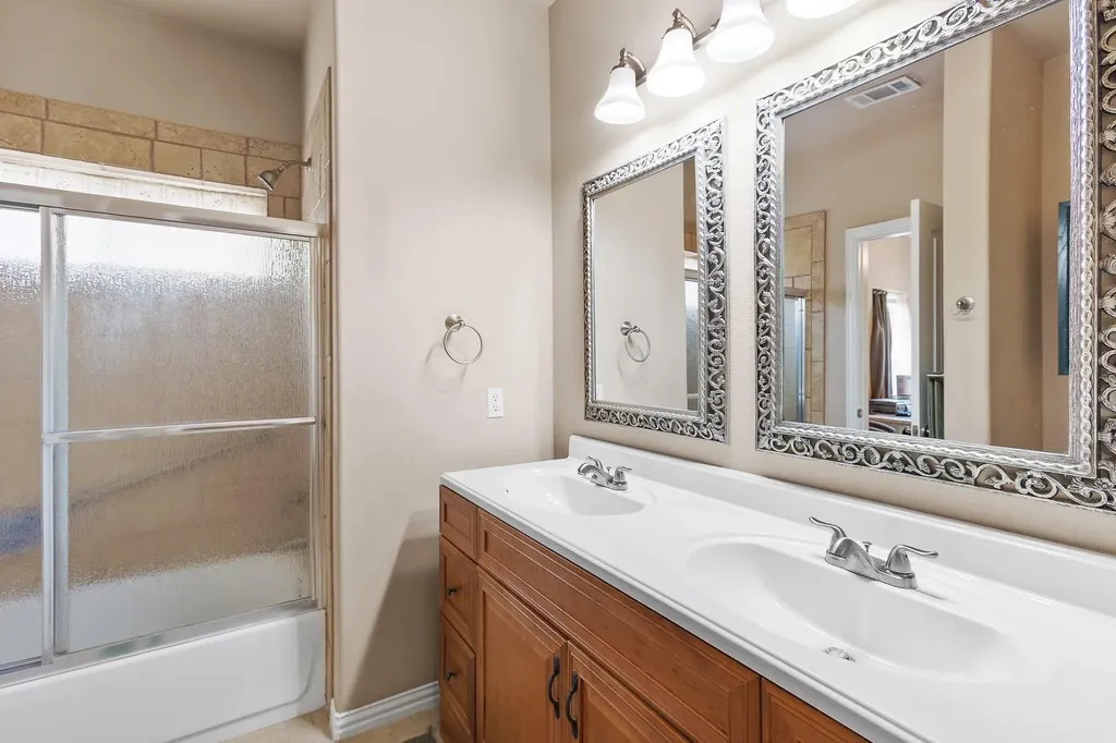 17304 Deer Creek Skyview Austin TX 78736