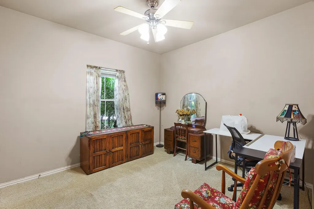 17304 Deer Creek Skyview Austin TX 78736