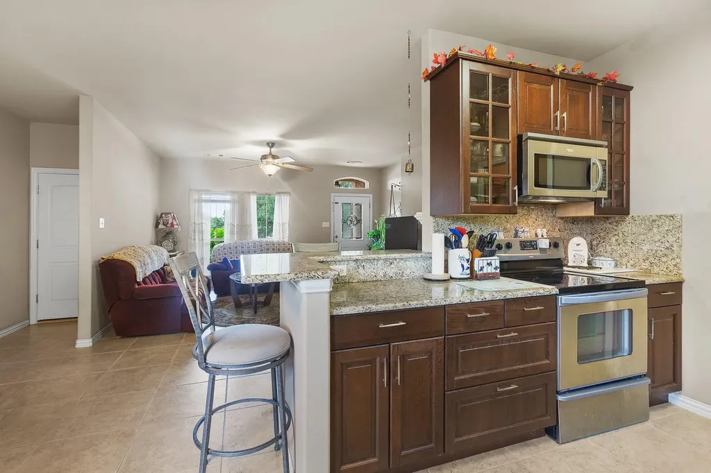 17304 Deer Creek Skyview Austin TX 78736