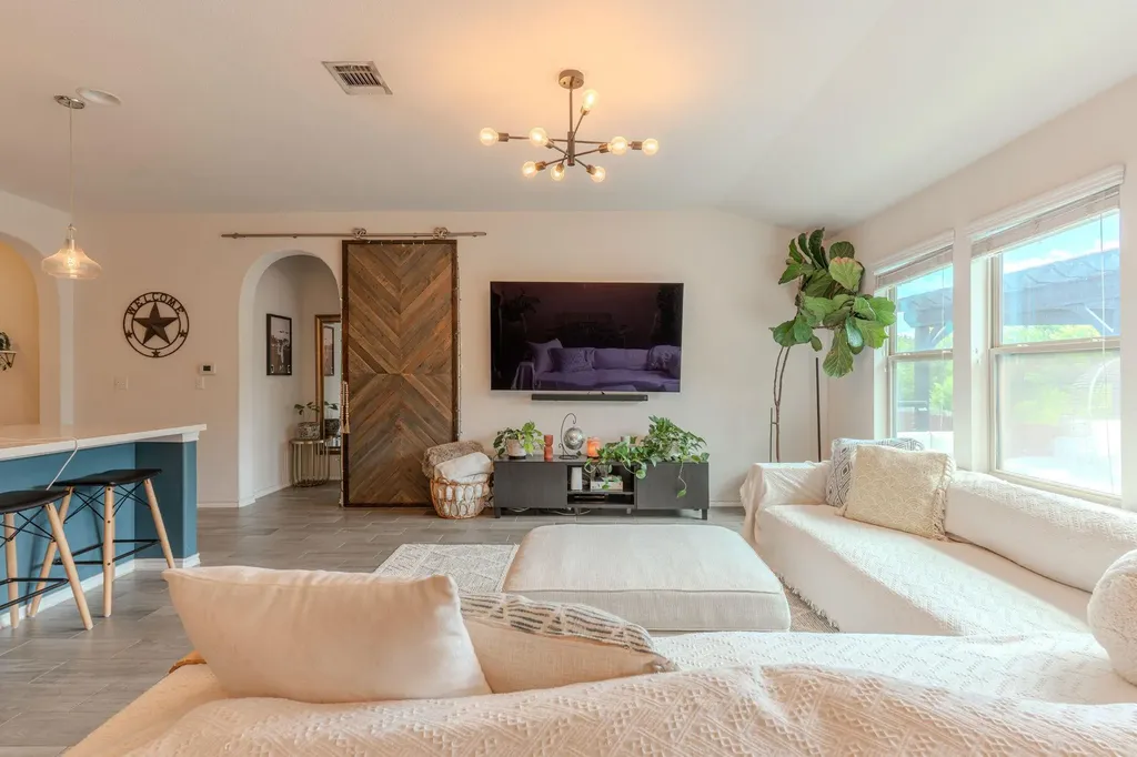 11813 Arran Street Austin TX 78754