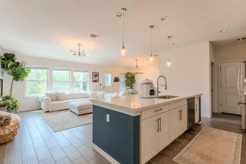 11813 Arran Street Austin TX 78754