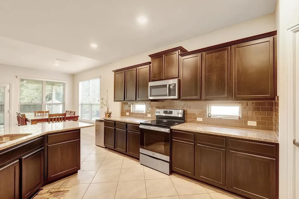 153 Crescent Heights Drive Georgetown TX 78628
