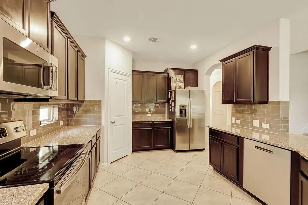153 Crescent Heights Drive Georgetown TX 78628