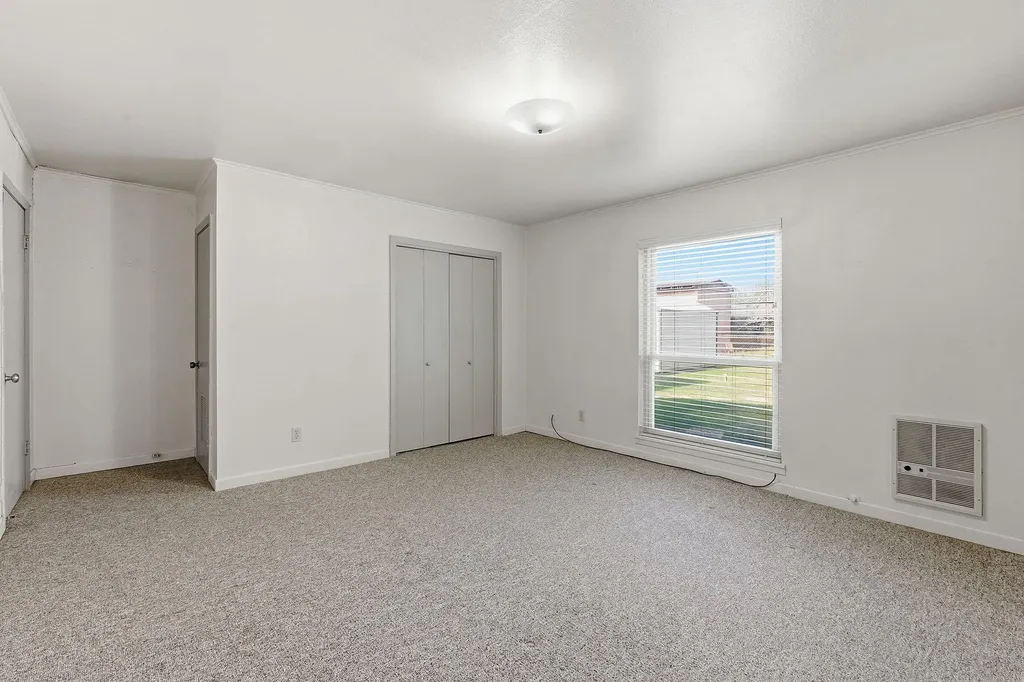 811 Nixon Street Lockhart TX 78644