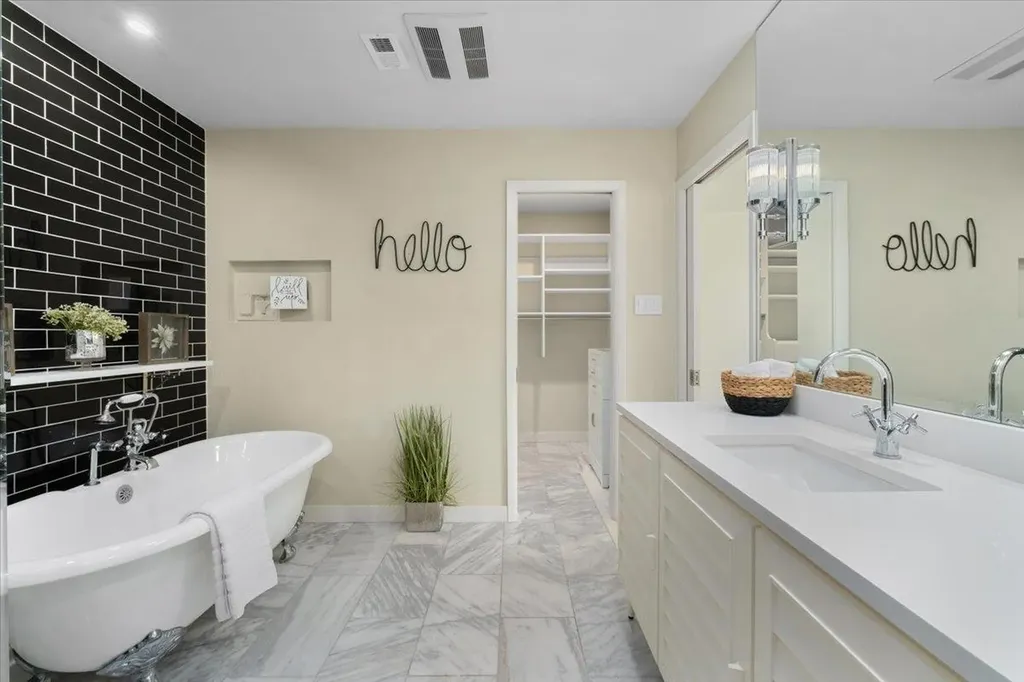 314 Turnstone Drive Buda TX 78610
