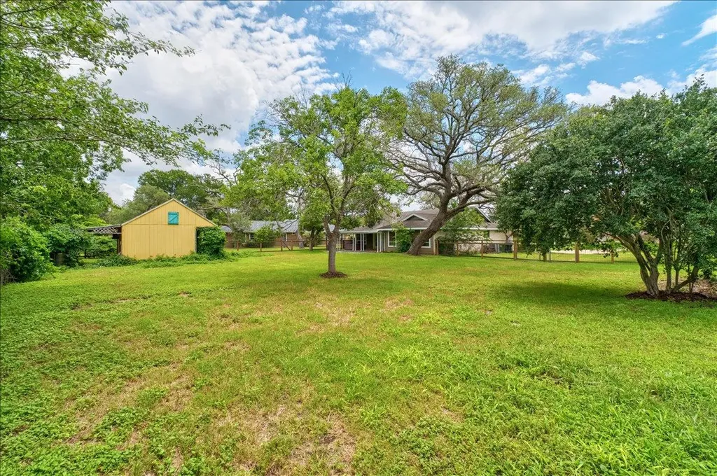 314 Turnstone Drive Buda TX 78610