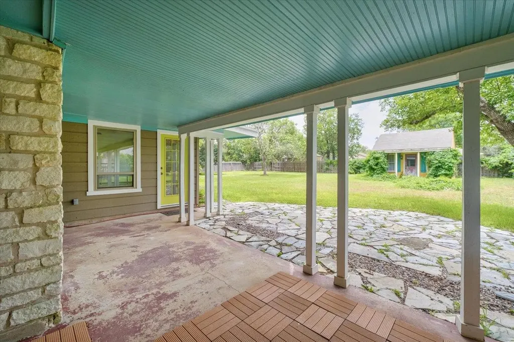 314 Turnstone Drive Buda TX 78610