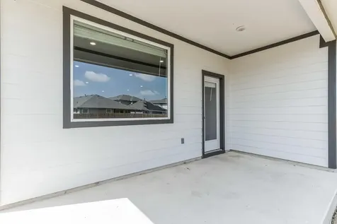 217 Greens Bayou Trail Hutto TX 78634