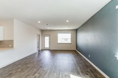 217 Greens Bayou Trail Hutto TX 78634