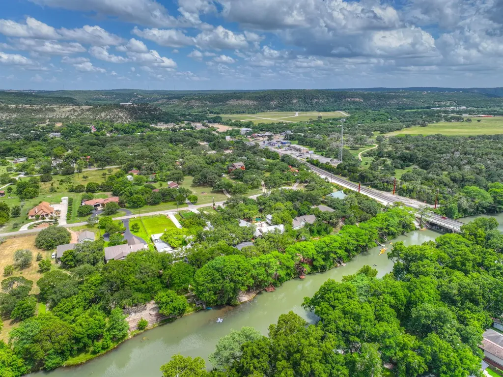 641 Rainbow Ridge Canyon Lake TX 78133