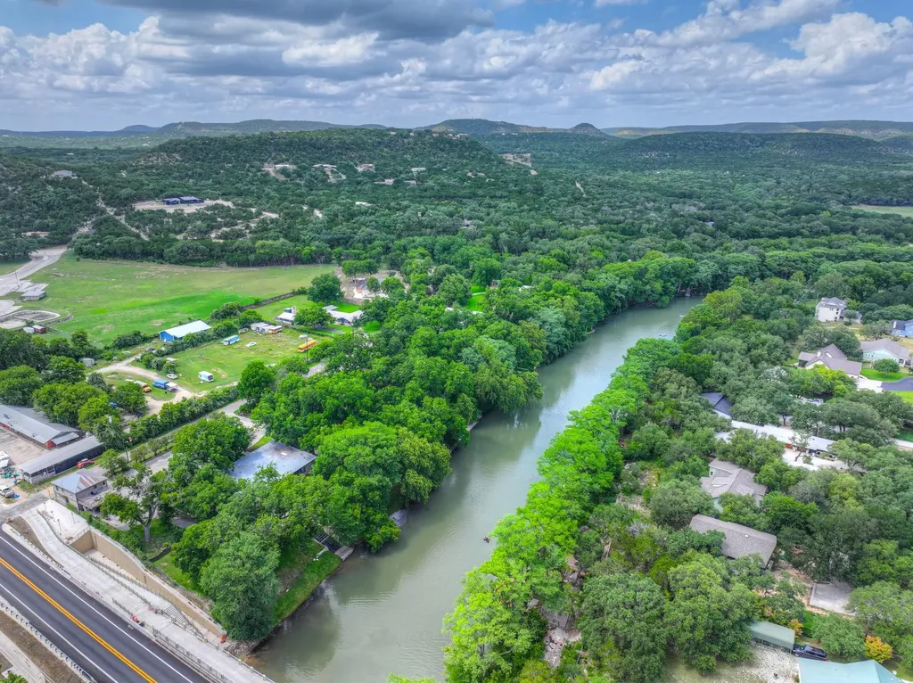 641 Rainbow Ridge Canyon Lake TX 78133