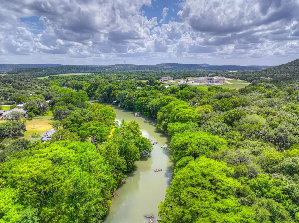 641 Rainbow Ridge Canyon Lake TX 78133