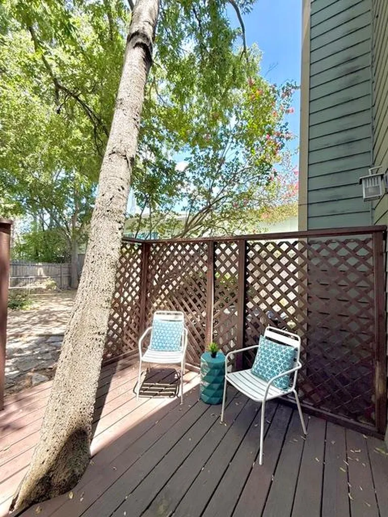 900 Taulbee Lane Austin TX 78757