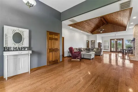 341 Windmill Hill Salado TX 76571