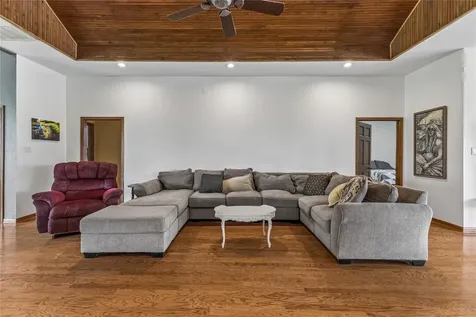 341 Windmill Hill Salado TX 76571