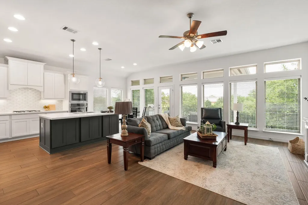 1908 Woolsey Way Leander TX 78641