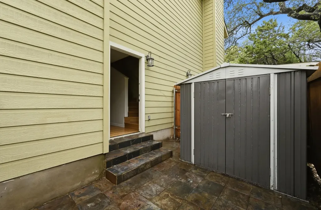 1504 Allen Road Austin TX 78746