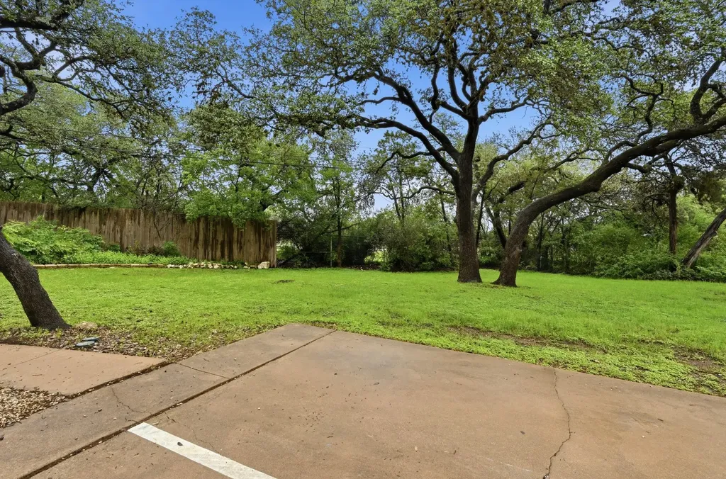 1504 Allen Road Austin TX 78746