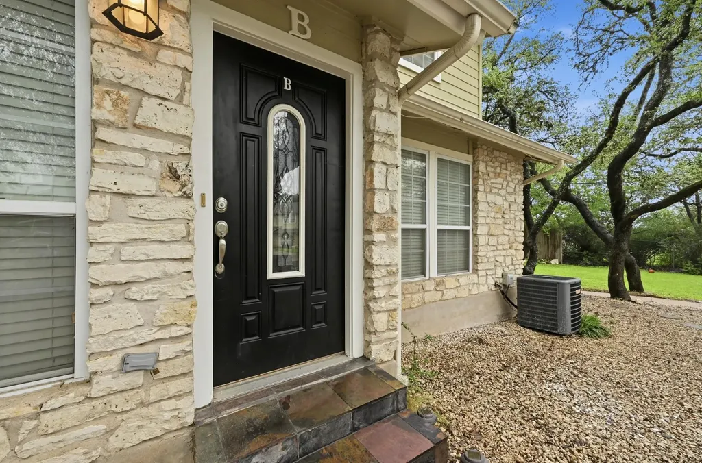 1504 Allen Road Austin TX 78746