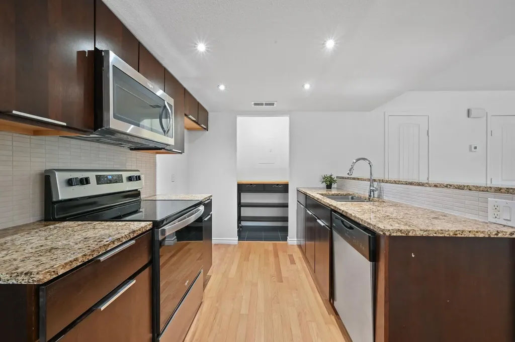 1504 Allen Road Austin TX 78746