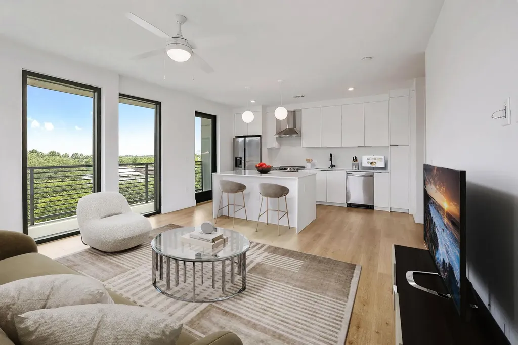 1701 Simond Avenue Austin TX 78723