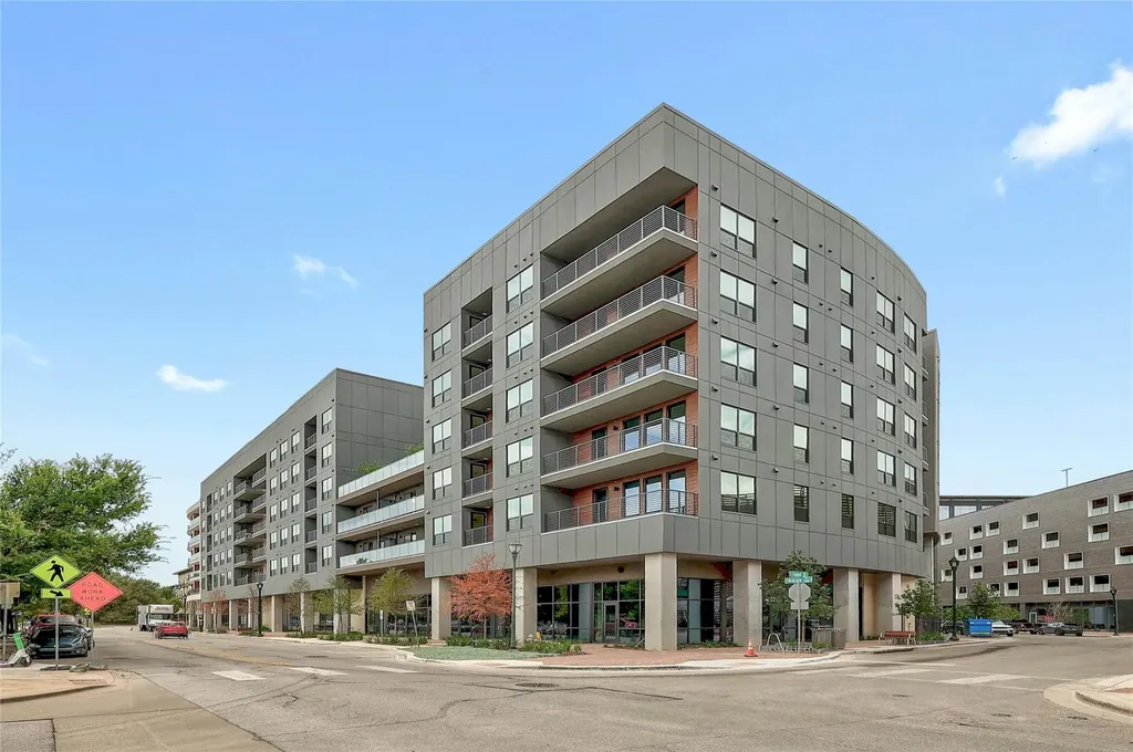 1701 Simond Avenue Austin TX 78723