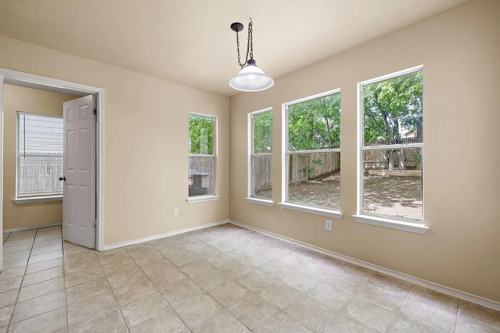 2104 Deer Creek Trail Round Rock TX 78665