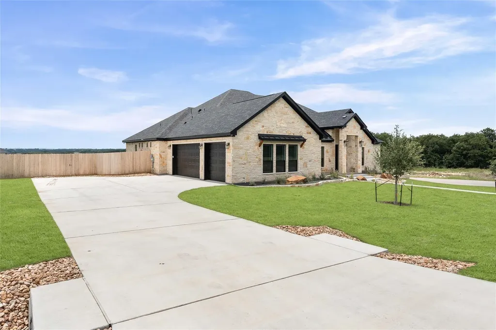 302 Rodeo Road Salado TX 76571