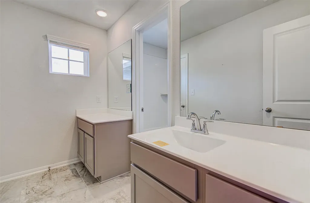 774 Cherrystone Loop Buda TX 78610