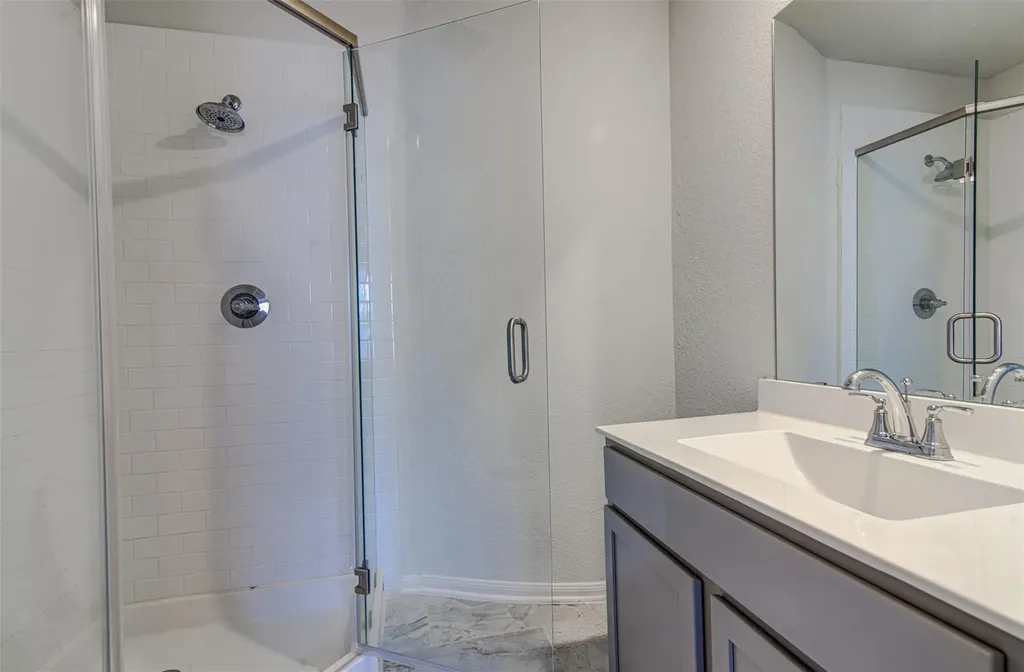 774 Cherrystone Loop Buda TX 78610
