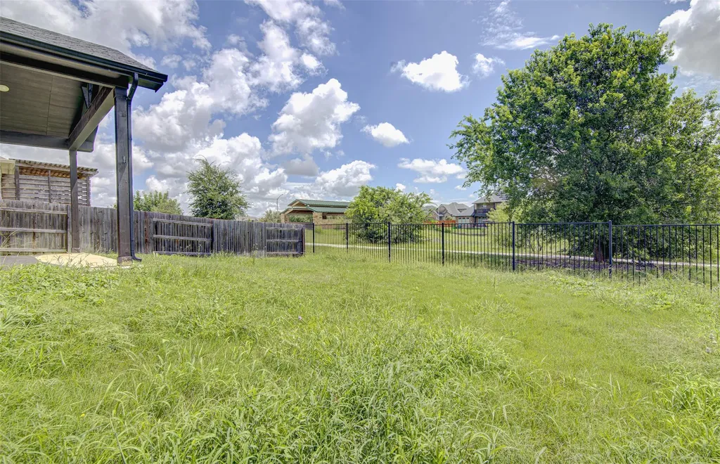 774 Cherrystone Loop Buda TX 78610