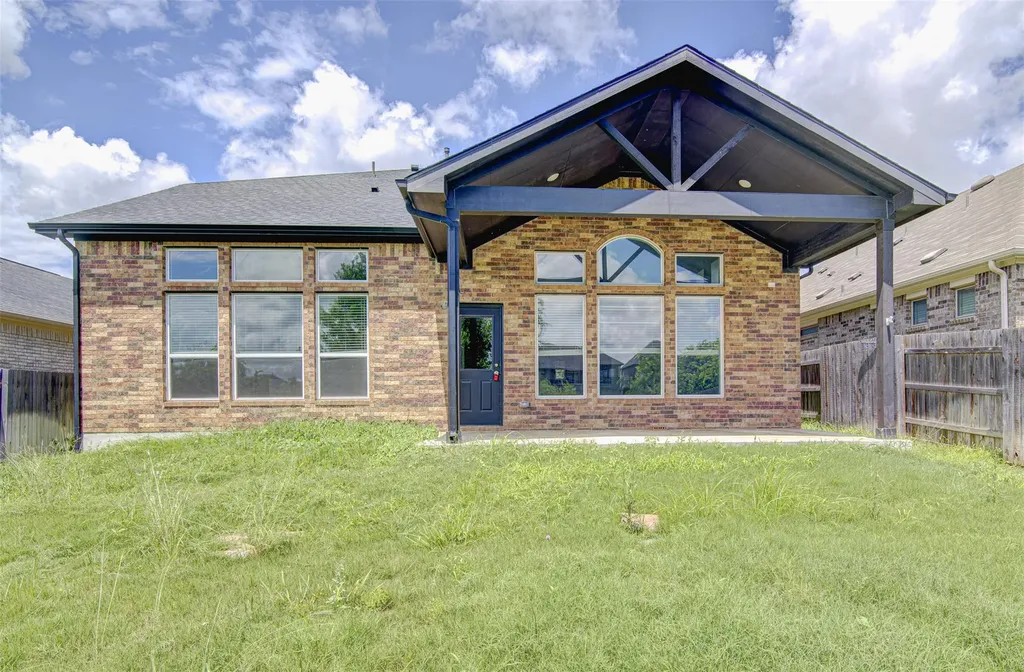 774 Cherrystone Loop Buda TX 78610