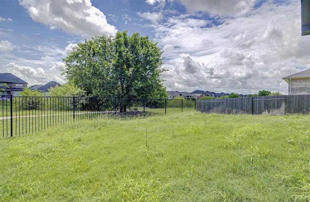 774 Cherrystone Loop Buda TX 78610