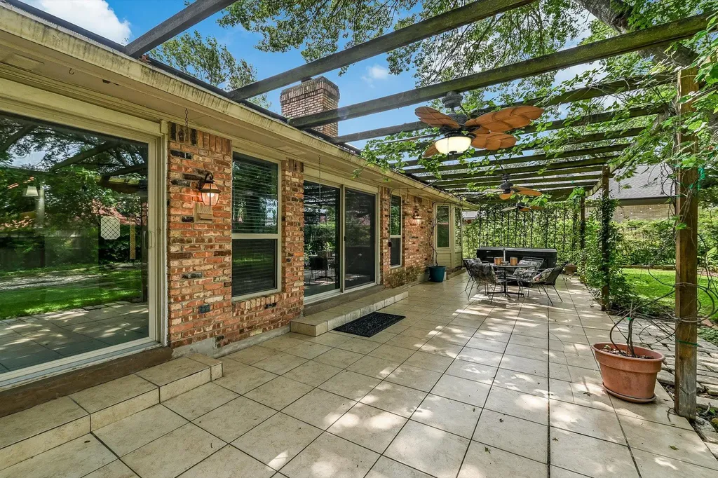 2505 Royal Lytham Drive Austin TX 78747