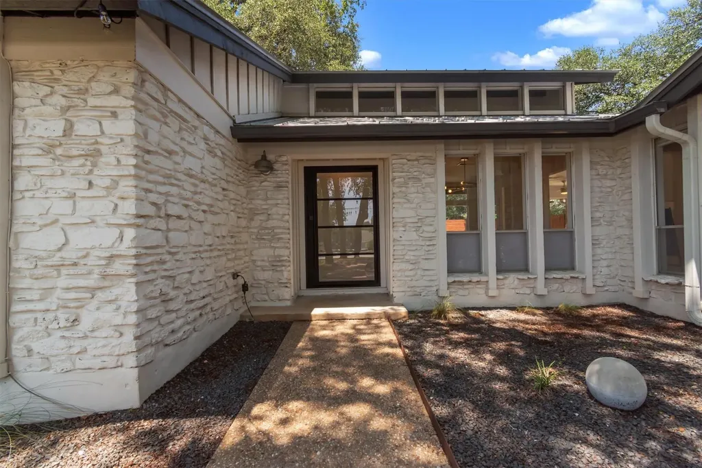 3808 Oak Creek Drive Austin TX 78727
