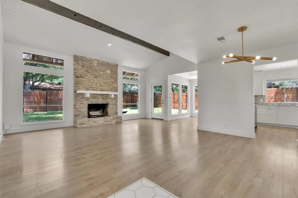 3808 Oak Creek Drive Austin TX 78727