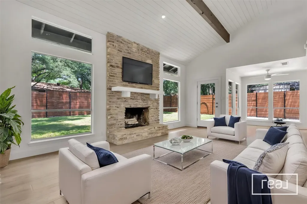 3808 Oak Creek Drive Austin TX 78727