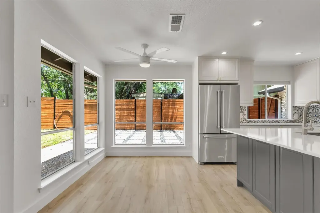 3808 Oak Creek Drive Austin TX 78727