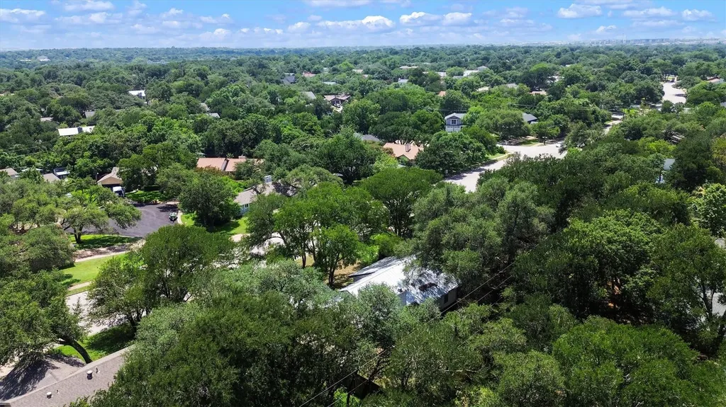 3808 Oak Creek Drive Austin TX 78727