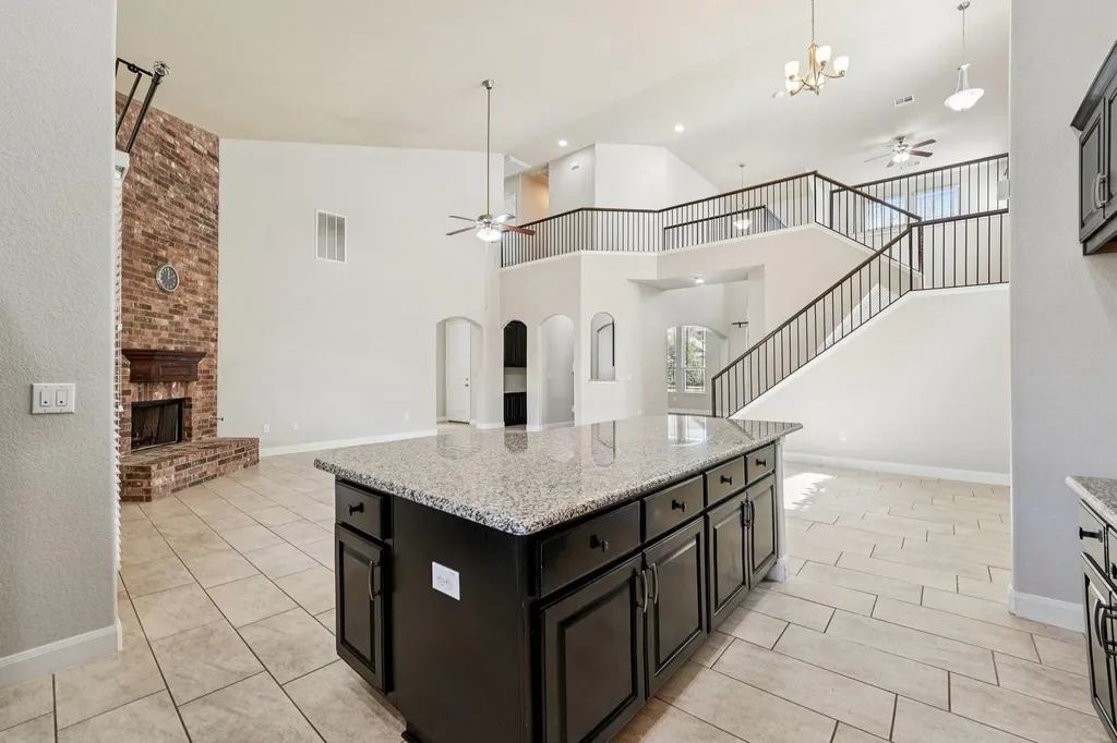 2421 Bowen Street Leander TX 78641