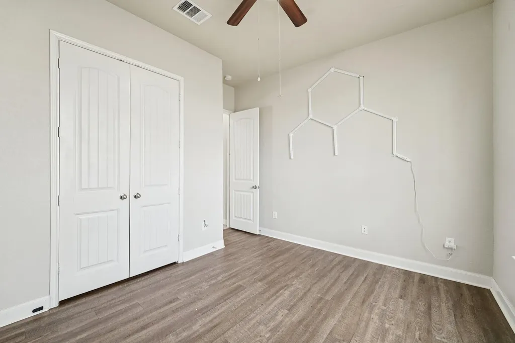 2421 Bowen Street Leander TX 78641