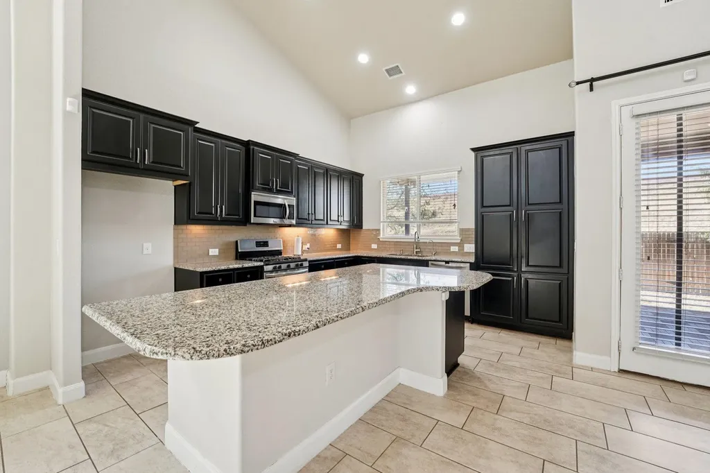 2421 Bowen Street Leander TX 78641