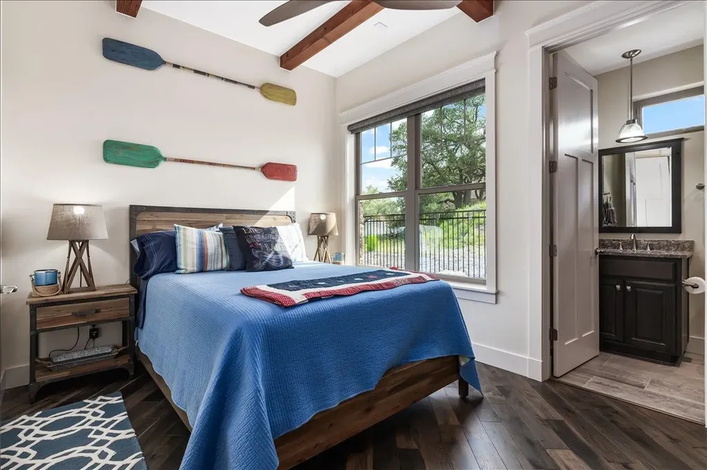 1604 Watercliffe Drive Lago Vista TX 78645